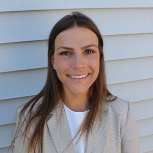 Meet your Posher, Jenn